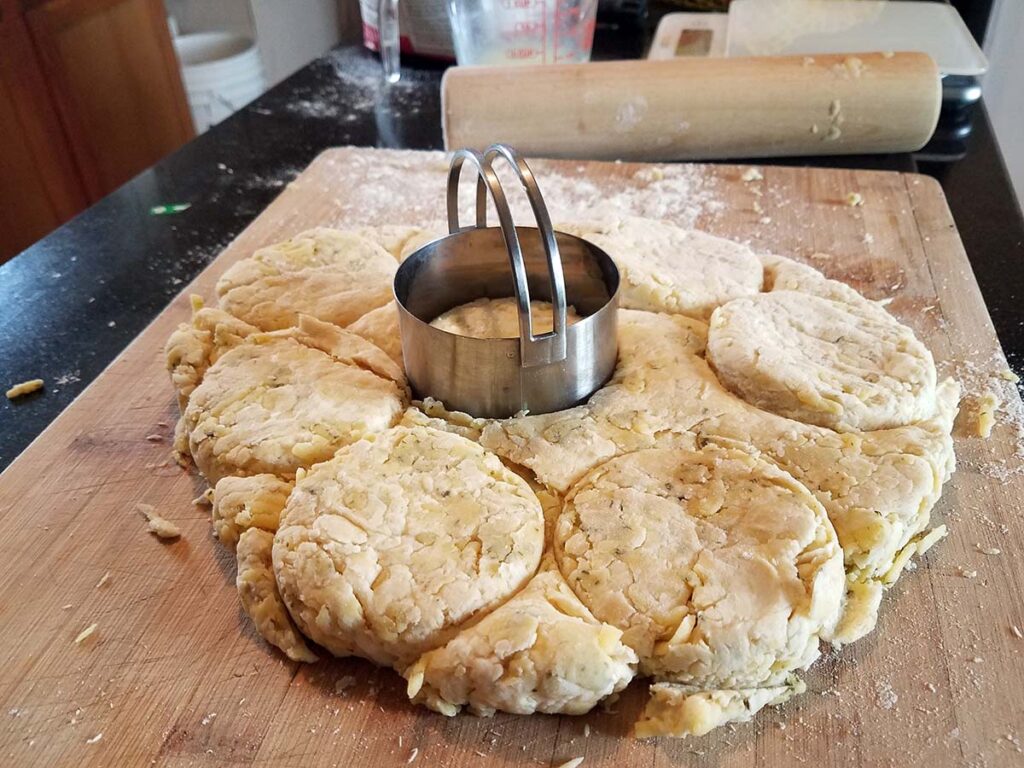 Cutting cheese biscuits
