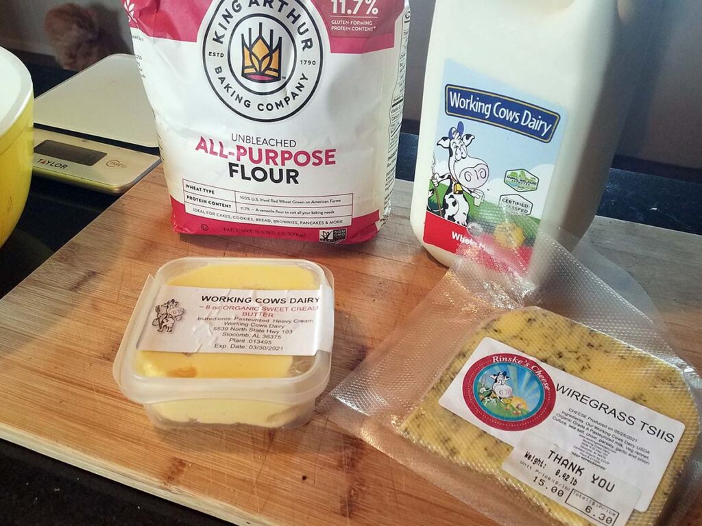 Wiregrass cheese biscuit ingredients